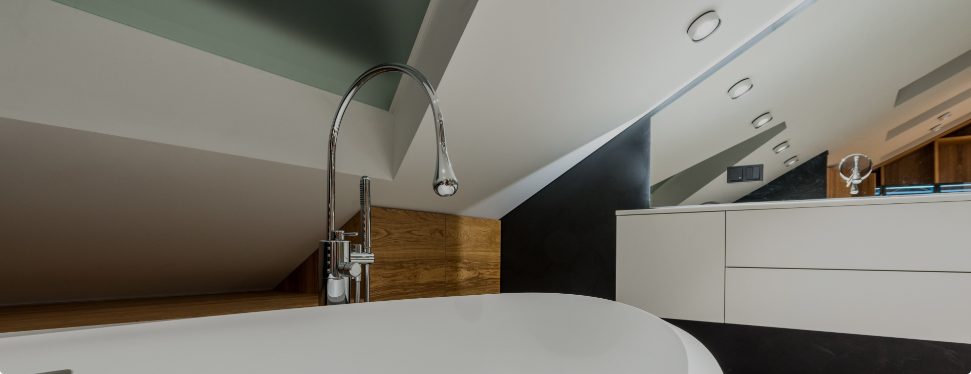 What's better, a bathtub or a walk-in shower?